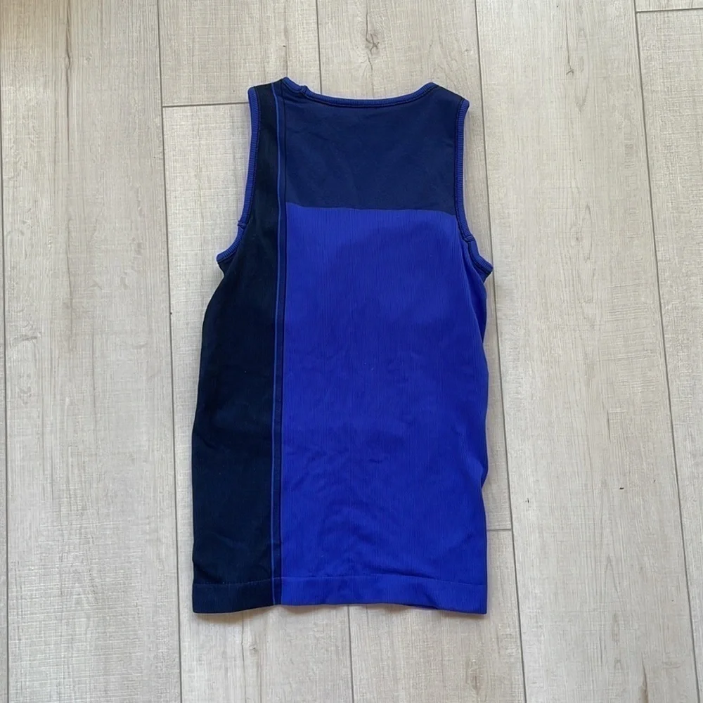 Derek Lam 10C Athleta sports top - Picture 4 of 5